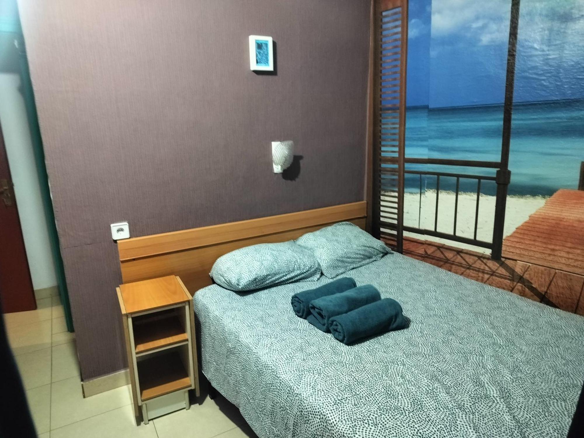 Sant Jordi Cami De Ronda Hostel Tossa de Mar Buitenkant foto